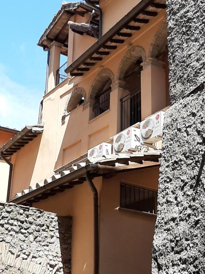 Il Teatro Alloggi Terni Exterior foto